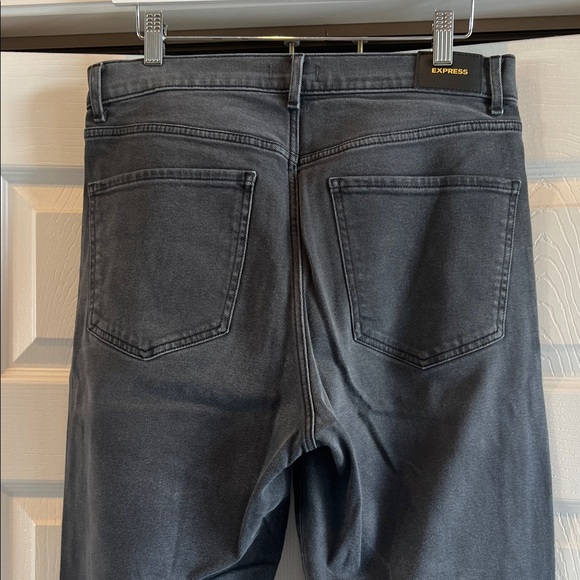 Express Modern Straight Super High Rise Jeans - Black - Picture 7 of 7